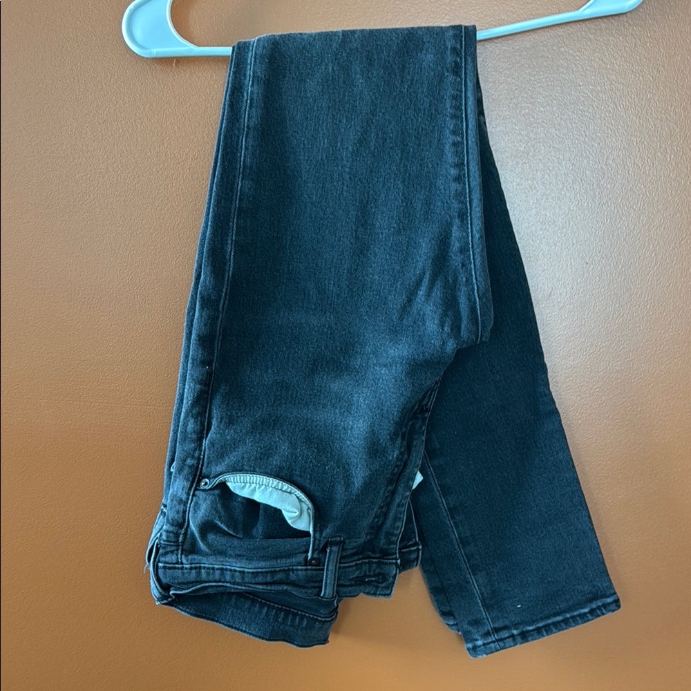 Levi’s 519 extreme skinny jeans Sz 33 x 32